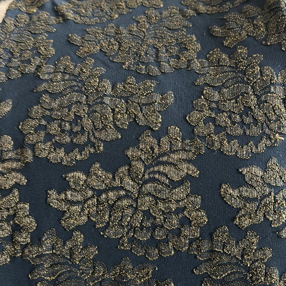 Woman’s Gorgeous A-Line Dress - Picture 6 of 10